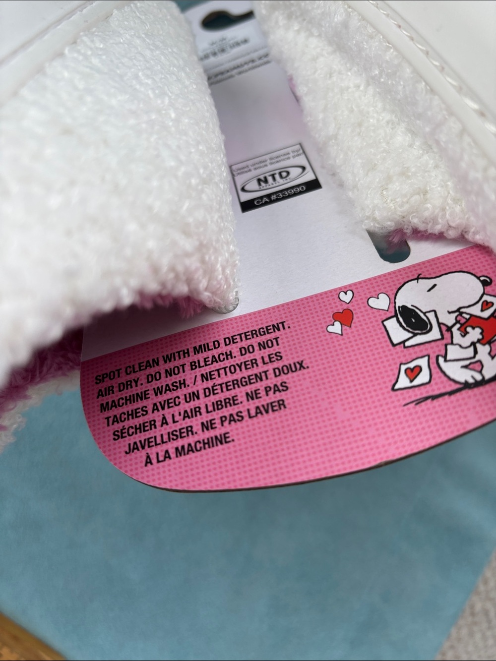 Snoopy Slippers - Picture 5 of 5